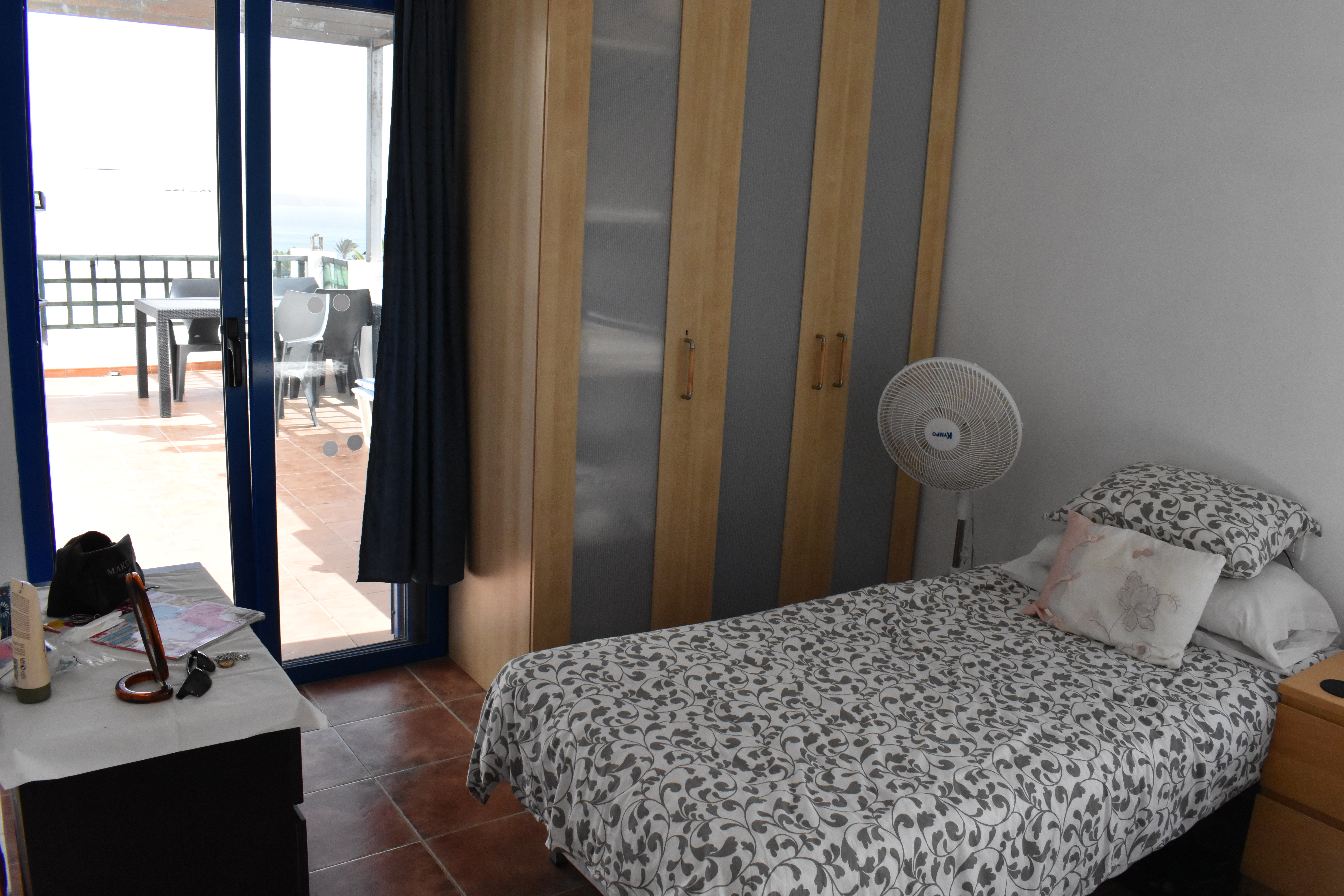 Stunning 3 Bedroom Property with beautiful seaviews